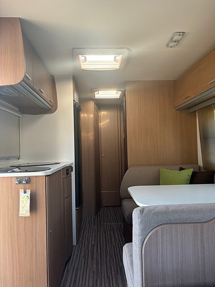 Adria Aviva 512 PT 4 of 7