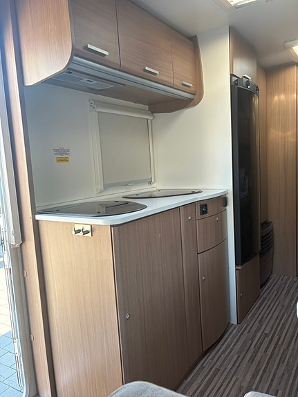 Adria Aviva 512 PT 3 of 7