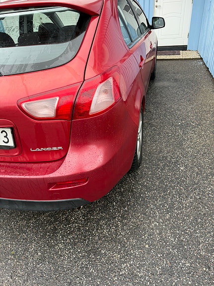 Mitsubishi Lancer 4 of 4
