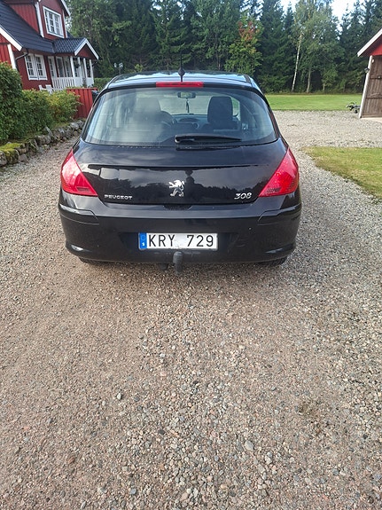 Peugeot 308 3 of 7