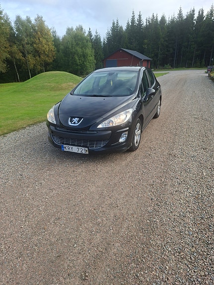 Peugeot 308 5 of 7