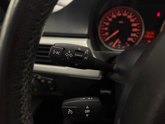 BMW 325i 15 of 19