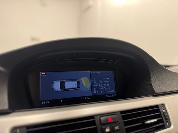 BMW 325i 9 of 19