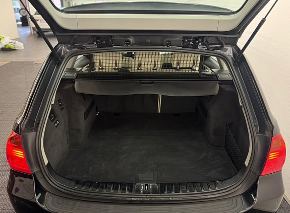 BMW 325i 19 of 19