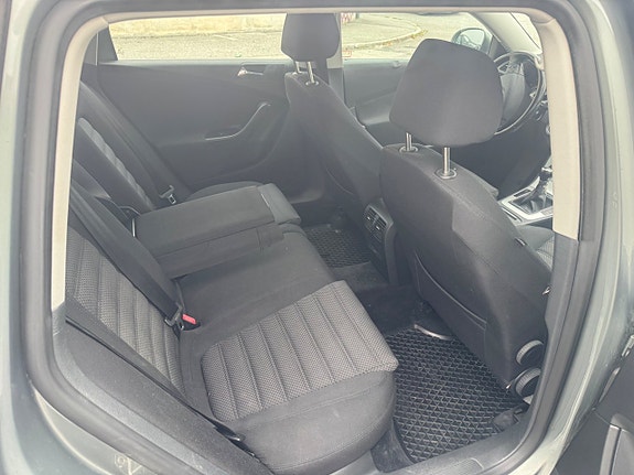 Volkswagen Passat 6 of 7