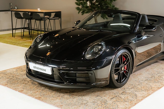 Porsche 911 2 of 30
