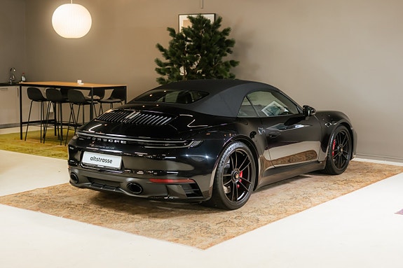 Porsche 911 9 of 30