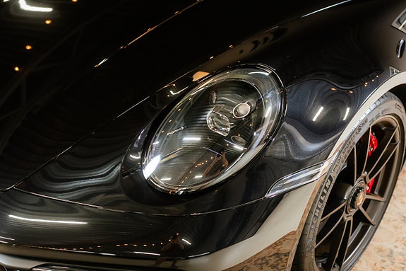 Porsche 911 4 of 30