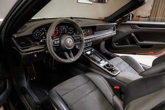 Porsche 911 14 of 30