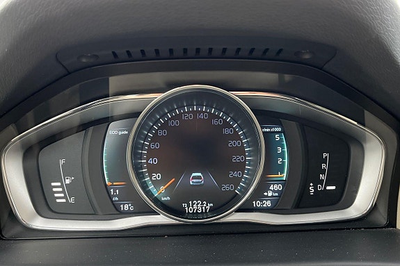 Volvo XC70 16 of 30