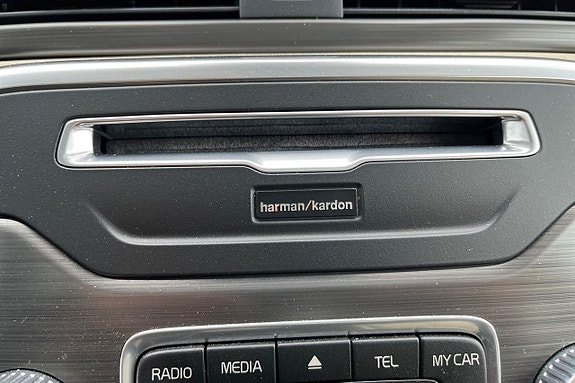 Volvo XC70 23 of 30
