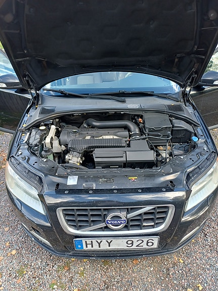 Volvo V70 13 of 15