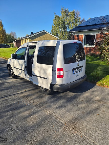 Volkswagen Caddy 3 of 5
