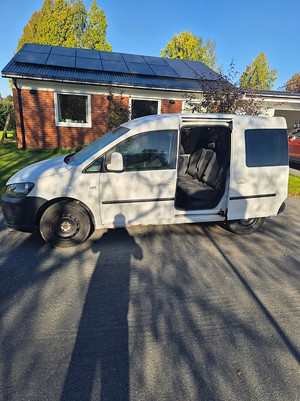 Volkswagen Caddy 2 of 5