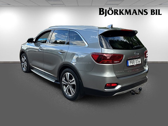 Kia Sorento 6 of 14