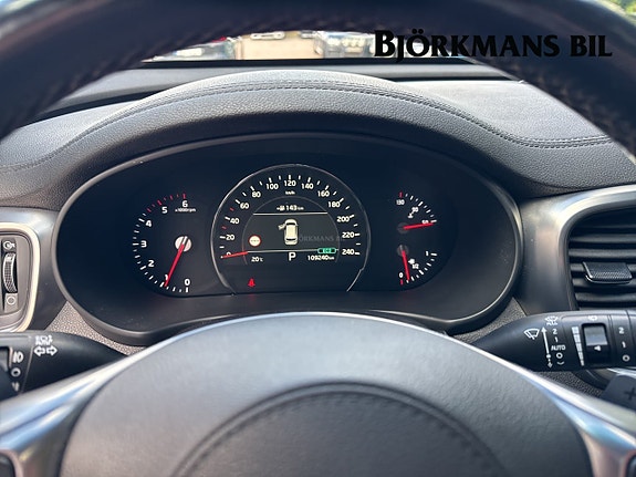 Kia Sorento 10 of 14