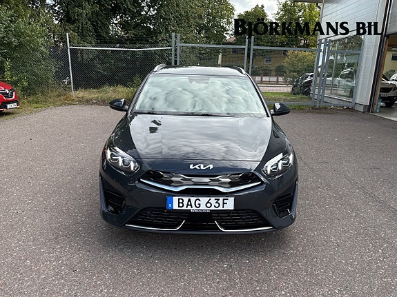 Kia Ceed 2 of 14