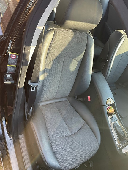 Mercedes-Benz E280 13 of 15