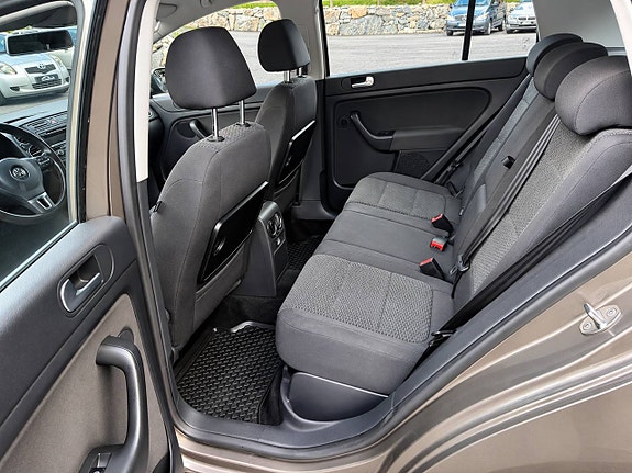 Volkswagen Golf Plus 10 of 13