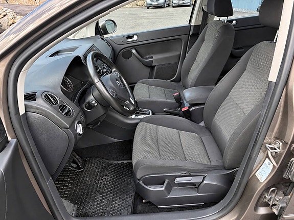 Volkswagen Golf Plus 9 of 13