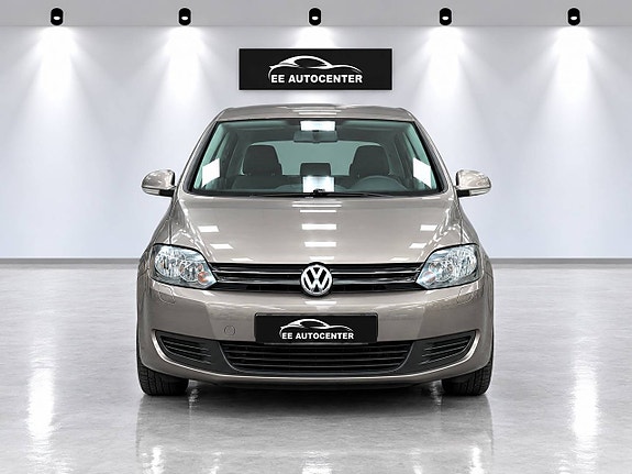 Volkswagen Golf Plus 8 of 13