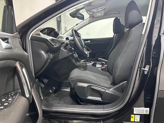 Peugeot 308 11 of 22