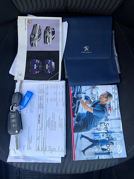 Peugeot 308 21 of 22