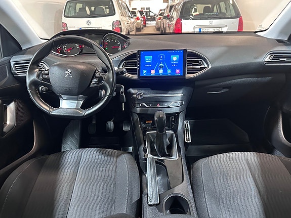 Peugeot 308 15 of 22