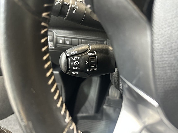 Peugeot 308 19 of 22
