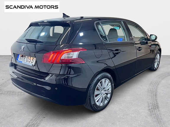 Peugeot 308 8 of 22