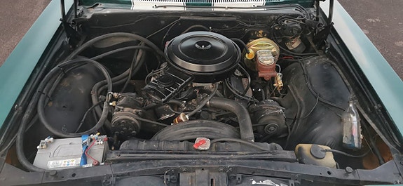 Chevrolet Impala 9 of 16