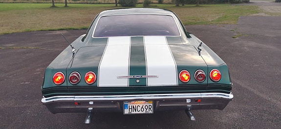 Chevrolet Impala 6 of 16