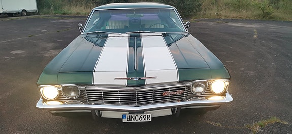 Chevrolet Impala 2 of 16
