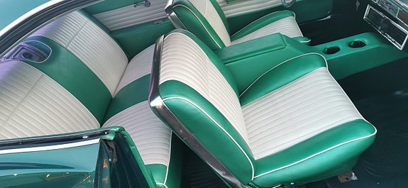 Chevrolet Impala 15 of 16