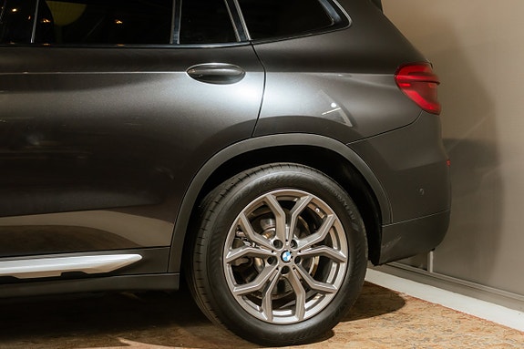 BMW X3 8 of 30