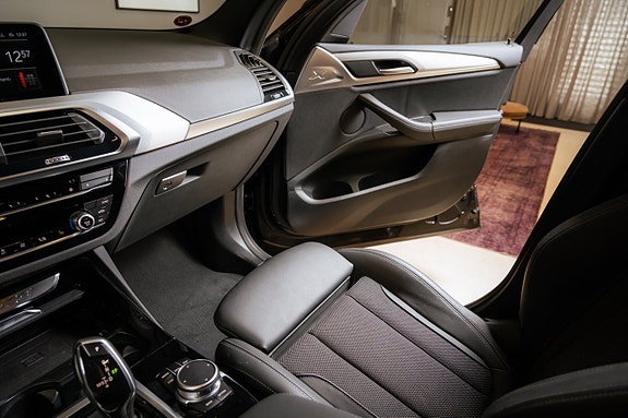 BMW X3 22 of 30