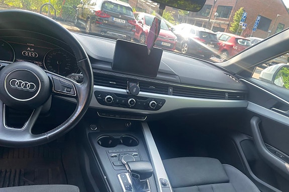 Audi A4 3 of 7