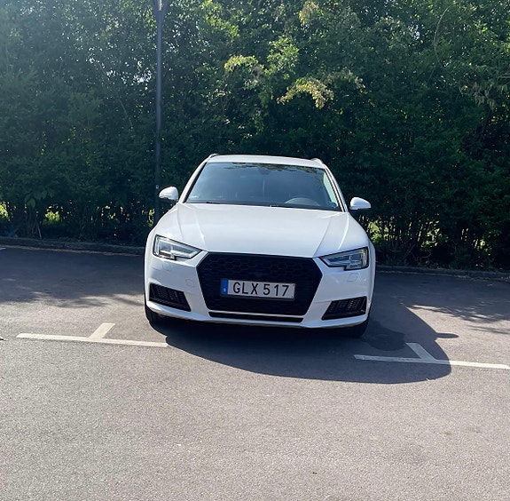 Audi A4 2 of 7