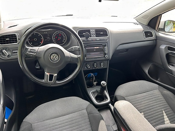 Volkswagen Polo 5 of 5