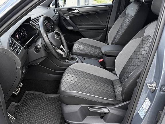 Volkswagen Tiguan 10 of 14