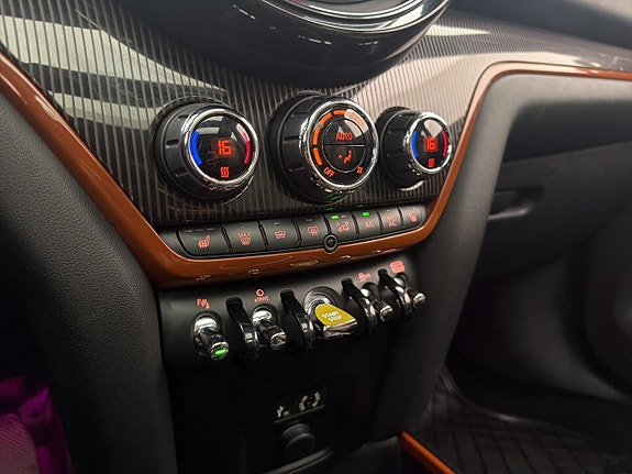 MINI Countryman SE 27 of 30