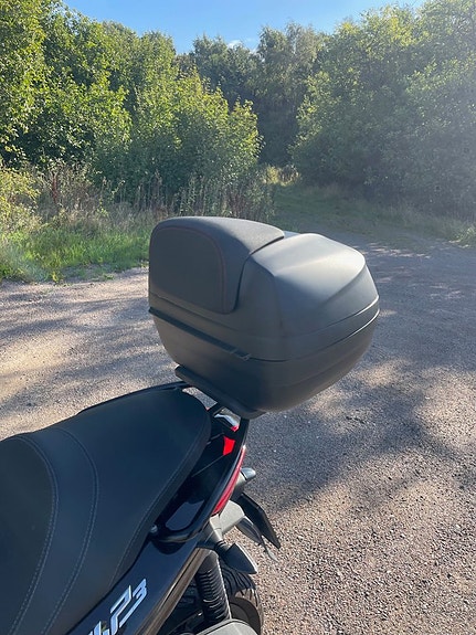 Piaggio MP3 300 HPE 6 of 7