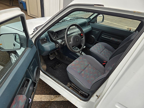 Renault Express 5 of 5