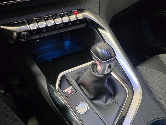 Peugeot 3008 17 of 30