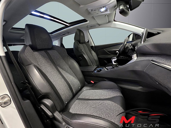 Peugeot 3008 12 of 30