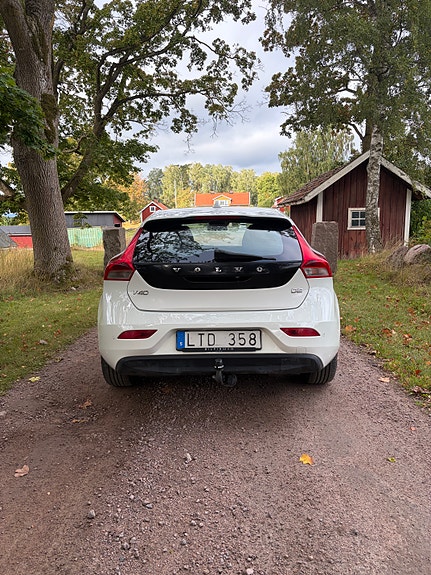Volvo V40 5 of 8