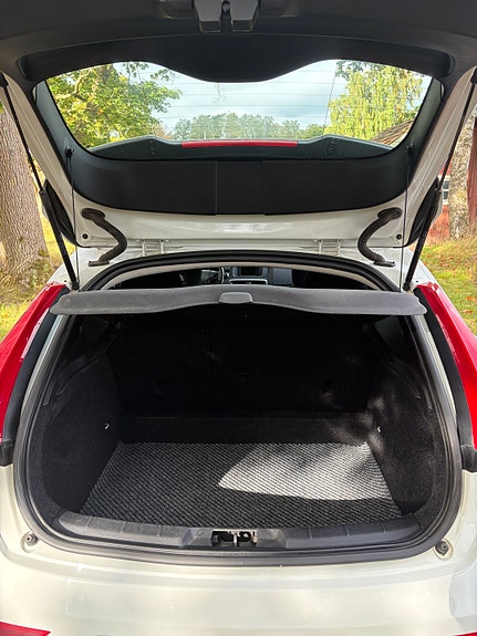 Volvo V40 6 of 8