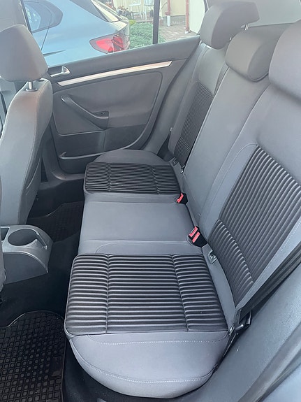 Volkswagen Golf V 3 of 6