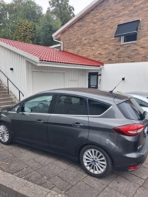 Ford C-Max 6 of 9
