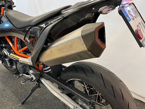 KTM KTM 690 SMC R 3 of 5